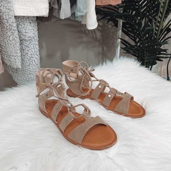 Dolce Vita Shoes - Dolce Vita - Jasmyn Natural Suede Sandals